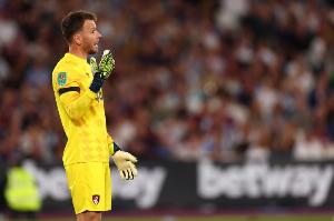 记者：博塔弗戈将零转会费签下36岁门将内托，合同期限为2年