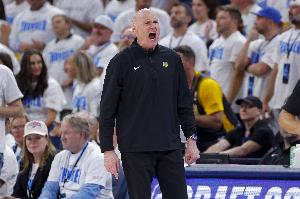 卡莱尔：在当今NBA更好的阵容深度比依靠两三个顶尖球员更重要