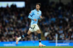 记者：雷斯租借合同中规定，如果曼城需要他将立即从赫罗纳返回