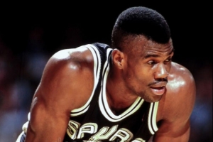 真挚祝福！祝“海军上将”大卫-罗宾逊60岁生日快乐！