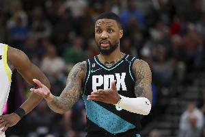 美记：利拉德一直想回开拓者 早就告诉身边的人计划在开拓者退役