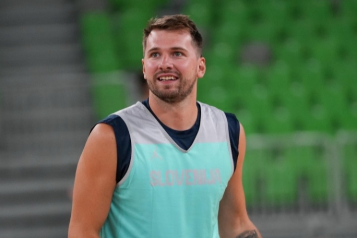 瘦下来的77战力如何？记者：东契奇预计将出战周六与德国的热身赛