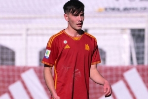 罗马诺：罗马21岁左后卫奥利维拉斯转会萨德交易破裂