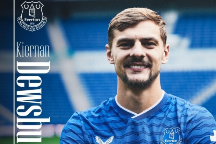 不亏本卖人！官方：切尔西中场霍尔加盟埃弗顿，转会总价2900万镑