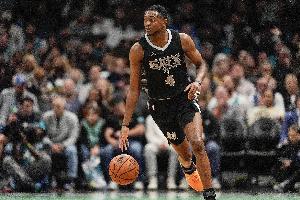 福克斯卡斯尔哈珀位置冲突？美记：马刺很高兴能拥有3名优秀后卫