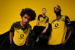 多特主场球衣发布：黄黑色传达纯粹激情，动感设计体现球迷力量