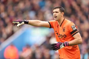 马卡：马丁内斯参加了维拉的季前赛，今夏他可能不会离队