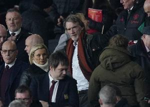 排队道歉！拉爵裁员450人、终止弗爵合同、关食堂→夏窗砸2.2亿！