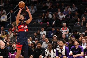 名记：奇才一年合同签回自由球员安东尼-吉尔