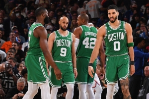 媒体人：绿军上赛季狂投三分遁入魔道 塔图姆受伤是因为太累了