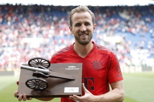 法尔克：凯恩明年世界杯后回英超？假消息，他想在拜仁赢得更多