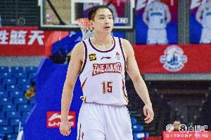 媒体人：青岛顶薪报价王奕博 为转会准备培养费但浙江未提供账户