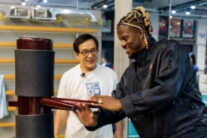 美媒：巴特勒和成龙学功夫？追梦最好别惹他追梦评论：烂标题