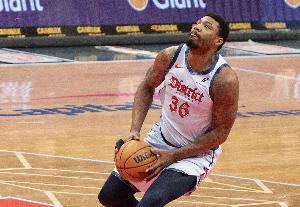 湖记：考虑到斯玛特的伤病史 一旦他再受伤球队就麻烦了