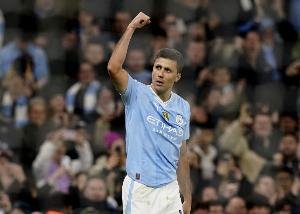 曼晚：罗德里在对阵新月时腹股沟受伤，瓜帅不希望他带伤冒险参赛