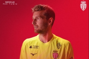 摩纳哥官方：药厂35岁门将赫拉德茨基加盟，据称签下2+1的合同