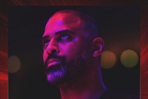 真挚的祝福！火箭主帅乌度卡48岁生日快乐