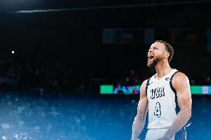 去年今日：库里奥运半决赛爆砍36分 9记三分助美国险胜塞尔维亚