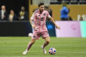 迈阿密前锋：尽管梅西缺阵时球队踢的还行，但我们十分期待他复出