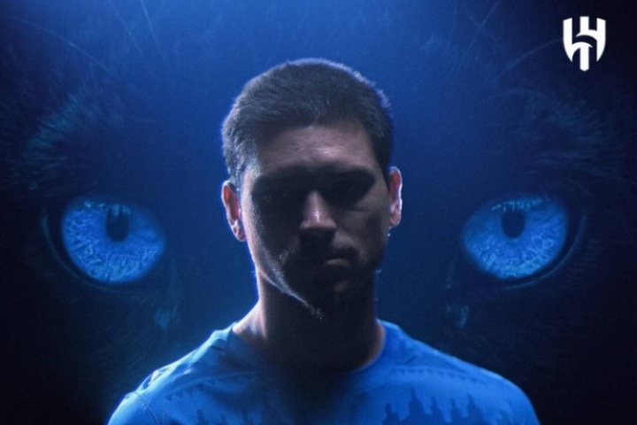 利物浦官方：努涅斯转会利雅得新月，转会费5300万欧+浮动