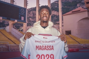 法媒：诺丁汉森林正式报价摩纳哥21岁中场马加萨