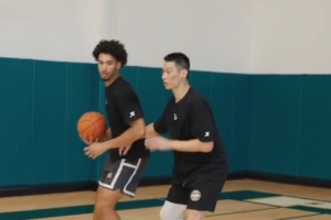 林书豪分享小防大技巧：对手接球前卡位 不断限制对方的空间&角度