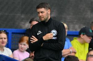 是否担心失去核心？布莱顿主帅：不担心，我们不会出售每位球员