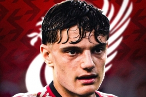 德天空：帕尔马18岁中卫莱奥尼加盟利物浦，转会费3500万欧