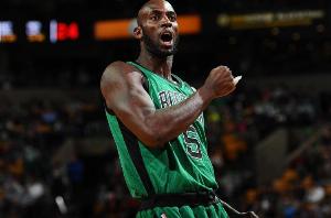 KG：老里如今执教挣扎都怪球员 在绿军时我想要拿2-3冠