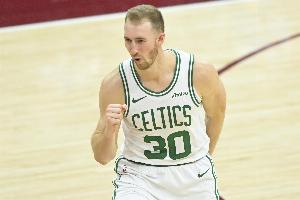 队记谈绿军轮换阵容：豪泽和科塔会是首发 蒂尔曼出场时间将很少