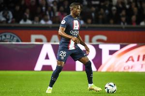 记者：桑德兰就引进穆基勒与巴黎达成原则协议，球员获准接受体检