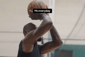 詹姆斯 八村塁 马克西合练 老詹低位背打翻身跳投命中