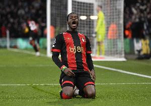 邮报：布伦特福德4200万镑签瓦塔拉达协议，这为维萨离队铺平道路