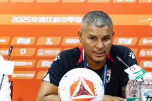 谢志伟：明天的比赛，我们按照教练的部署完成好，献上精彩的比赛