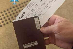 仍是中国人！洛国富晒照，他使用中国护照乘飞机，乘客名luoguofu