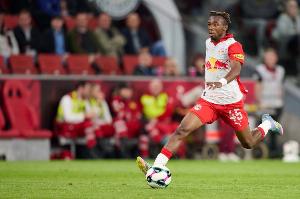 记者：费内巴切2000万欧报价萨尔茨堡边锋内内，接近达成协议