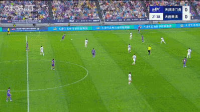 赛季第13球！基莱斯多人包夹下左脚兜射破门，王秋明脚后跟助攻