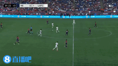 错失处子球！孙兴慜小禁区无人盯防，头球攻门太正被门将扑出