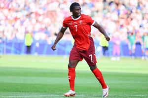 莫雷托：恩博洛是米兰锋线引援的B计划之一，他经纪人一直推荐他