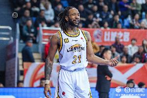 媒体人：前辽宁男篮外援威尔斯将重回NBL俱乐部长沙勇胜