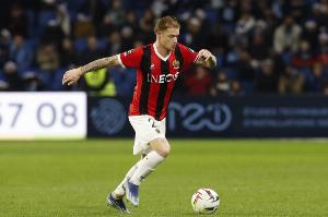 记者：尼斯后卫巴德是尤文考虑的引援人选，亚特兰大也对他感兴趣