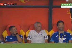 无奈！塔利斯卡补时失绝杀点球，穆帅坐在替补席神情凝重若有所思