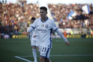 迪马：博洛尼亚引进阿斯拉尼取得进展，国米直接出售&有二转分成