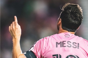 传射建功！梅西当选迈阿密国际vs洛杉矶银河最佳球员