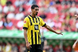 官方：乌德勒支从多特签下前锋阿莱，双方签约1年