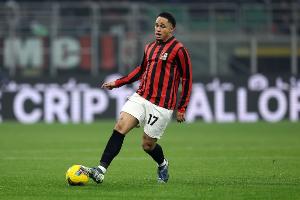 记者：利兹联引进奥卡福谈判取得进展，对本周达成协议感到乐观