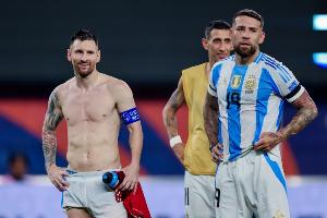 还是老几位！阿根廷防线基本全参加过22年世界杯，含37岁奥塔门迪