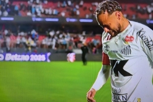 内马尔谈0-6惨败：我感到非常羞耻，从未经历过这样的事情