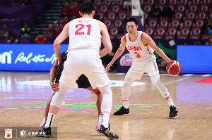 媒体人：赵睿/胡金秋/胡明轩是这些年轻球员最好的信念与支柱