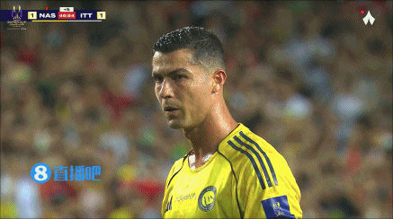 菲利克斯造任意球+法比尼奥黄牌，C罗主罚高出球门